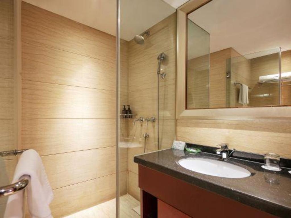 Howard Johnson By Wyndham Sunshine Plaza Ningbo Zewnętrze zdjęcie